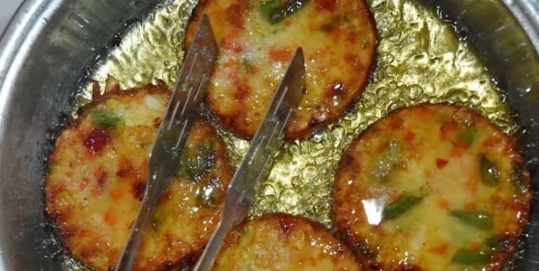 चटोरों की फेवरिट बैंगन तवा फ्राई की स्पेशल रेसिपी